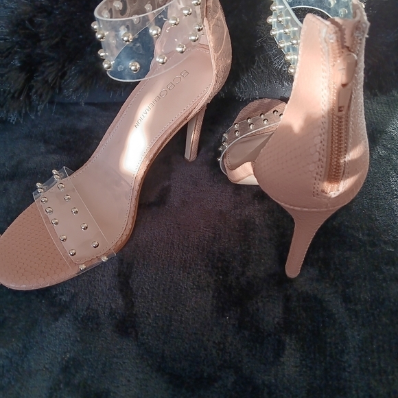 New BCBGeneration Jixa beige With Clear Strap Stiletto Heels Women's Size 7 - Picture 4 of 7